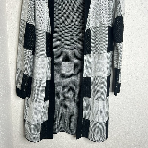 SOHO APPAREL PLAID CARDIGAN SIZE XS - Picture 4 of 5